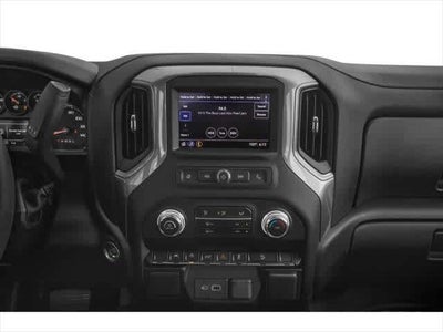 GMC Sierra 1500 4WD Crew Cab de 2023, caja corta, versión Elevation con 3SB
