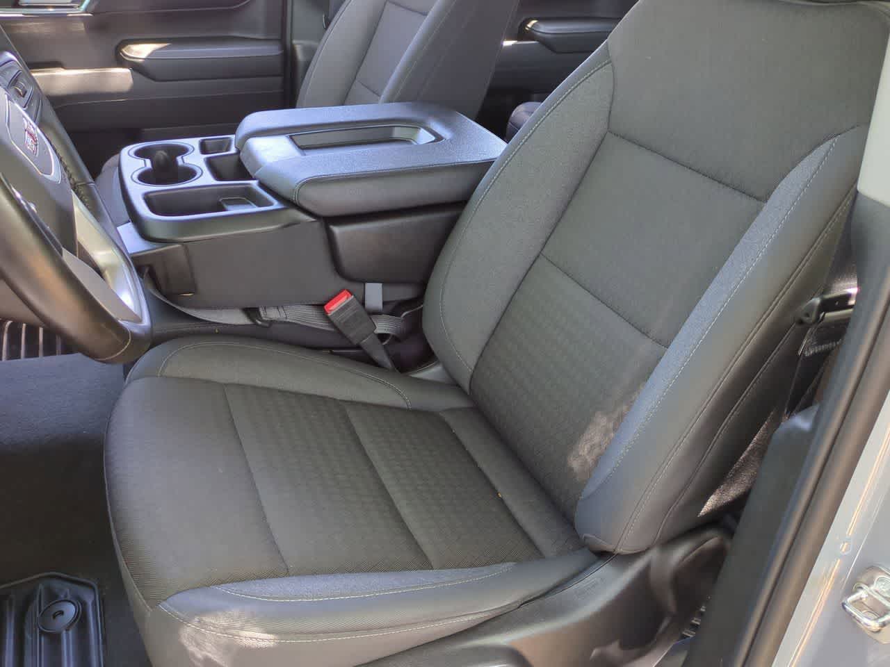 2024 GMC Sierra 1500 4WD Cabina Doble Caja Corta Elevación con 3VL