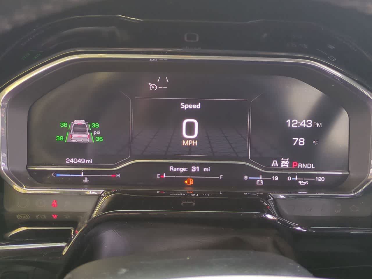 2024 GMC Sierra 1500 4WD Cabina Doble Caja Corta Elevación con 3VL