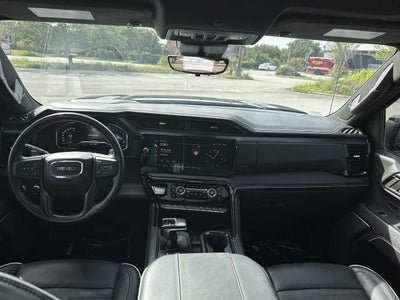 GMC Sierra 1500 4WD de 2023, cabina doble, caja corta, AT4X