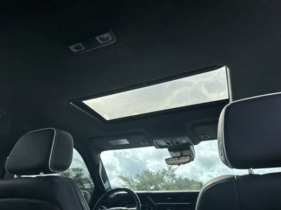 GMC Sierra 1500 4WD de 2023, cabina doble, caja corta, AT4X