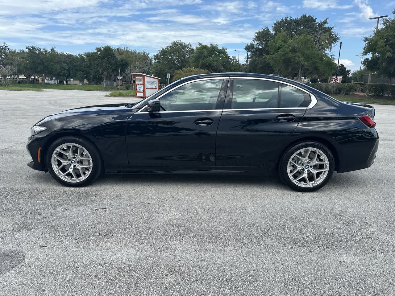 BMW 330i xDrive 2025