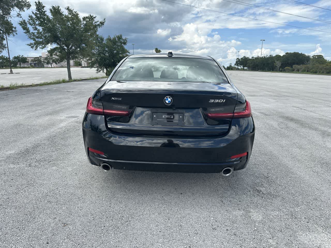 BMW 330i xDrive 2025