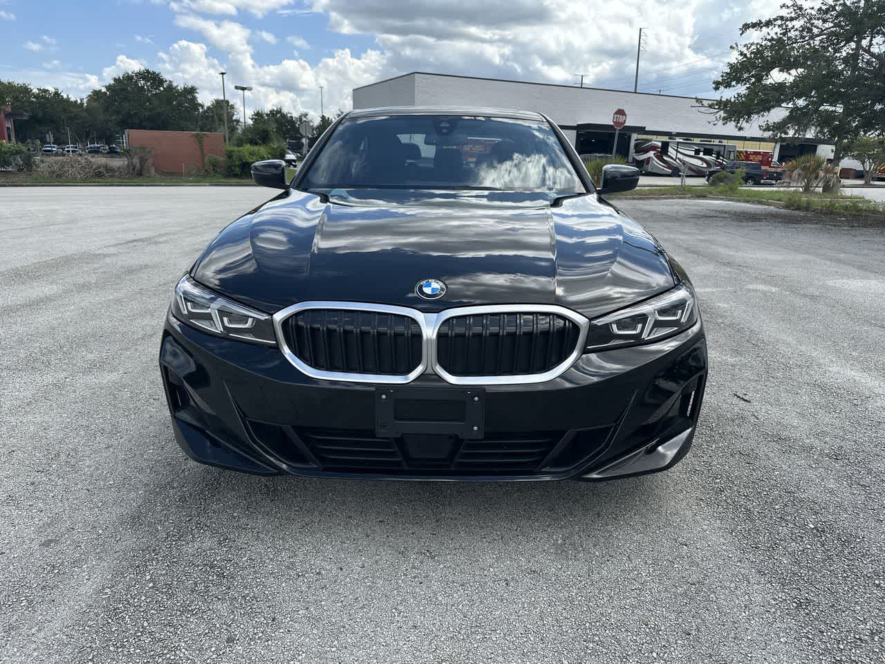 BMW 330i xDrive 2025