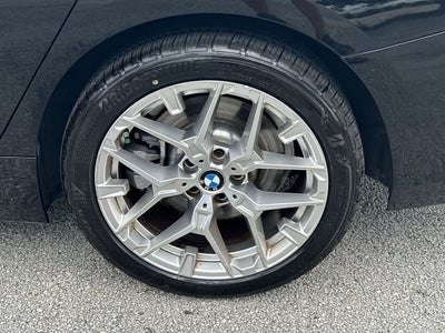 BMW 330i xDrive 2025