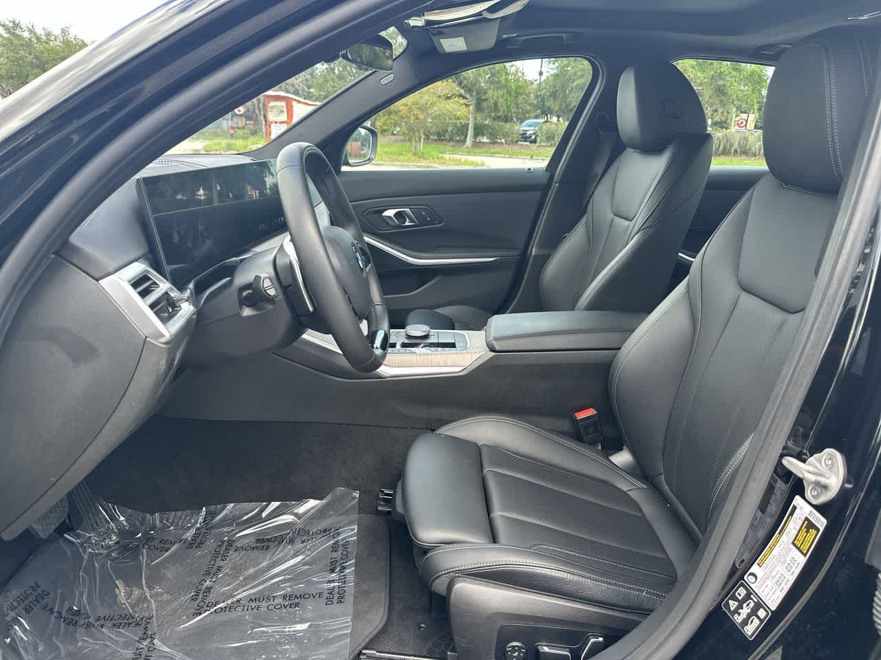 BMW 330i xDrive 2025