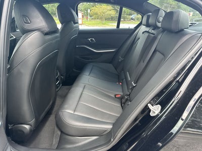 BMW 330i xDrive 2025