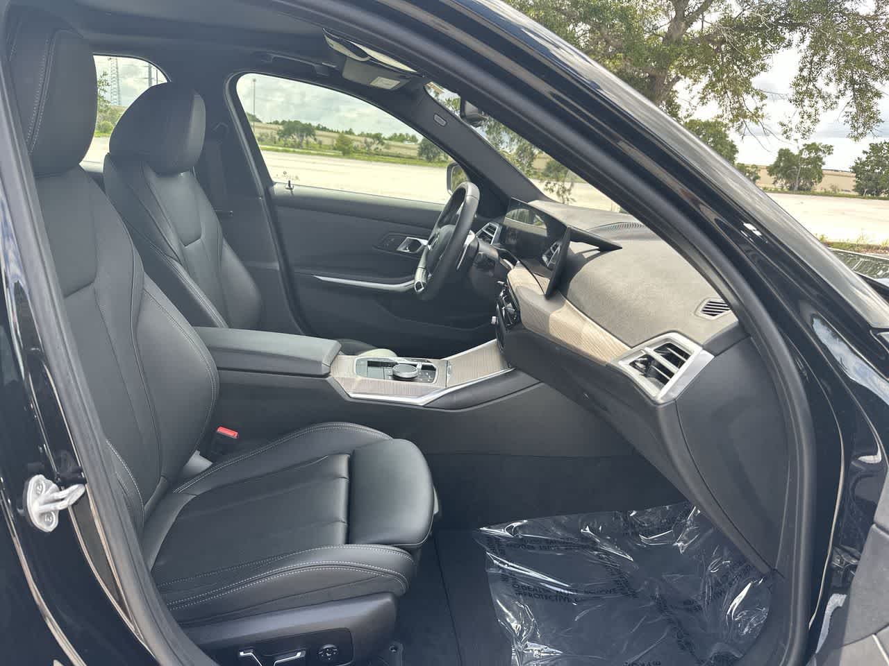 BMW 330i xDrive 2025