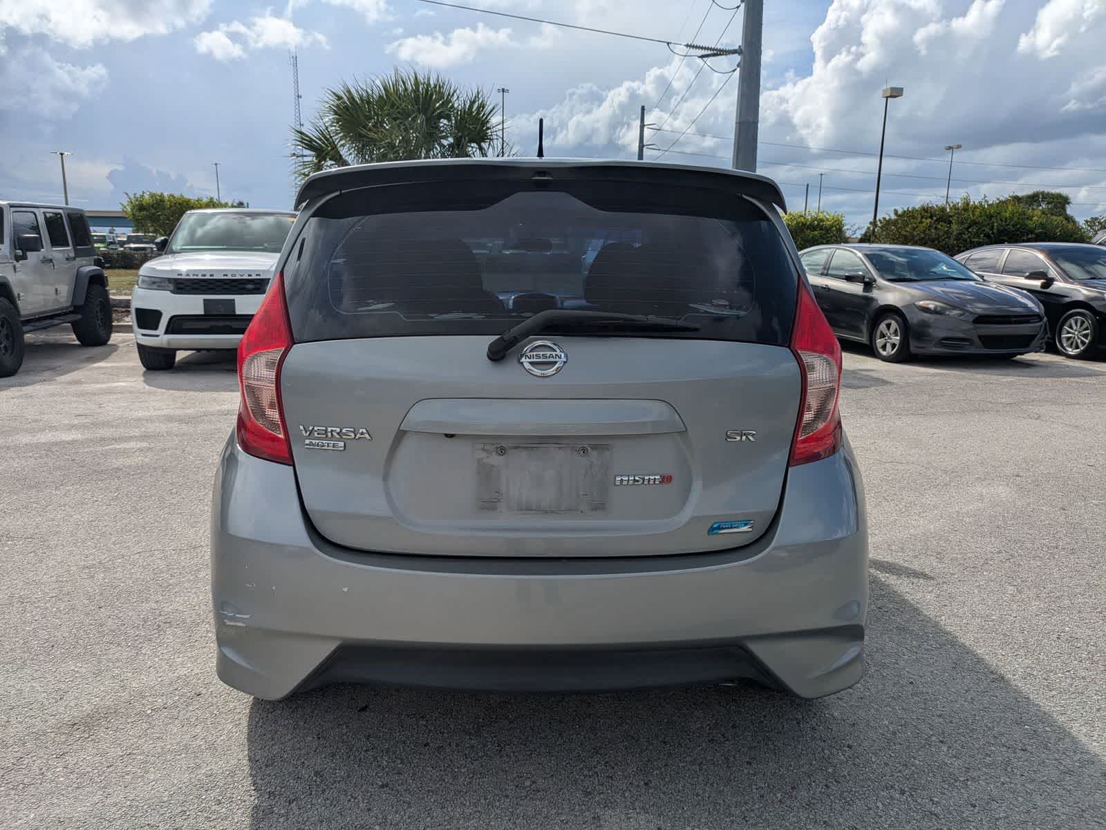 Nissan Versa Note SR 2015