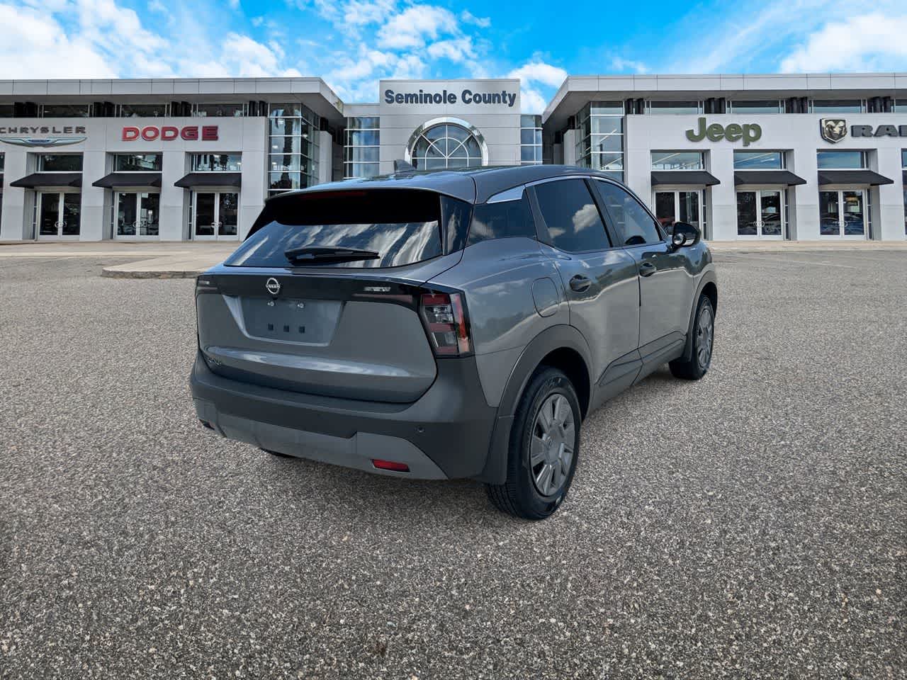 Nissan Kicks S FWD 2025