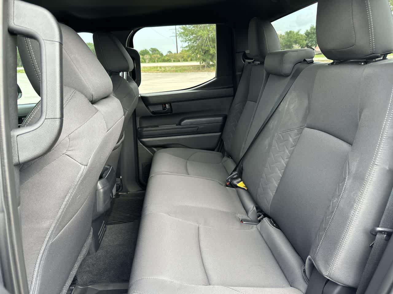 Toyota Tacoma SR 2025