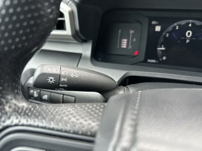 Toyota Tacoma SR 2025
