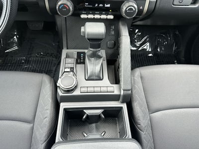 Toyota Tacoma SR 2025
