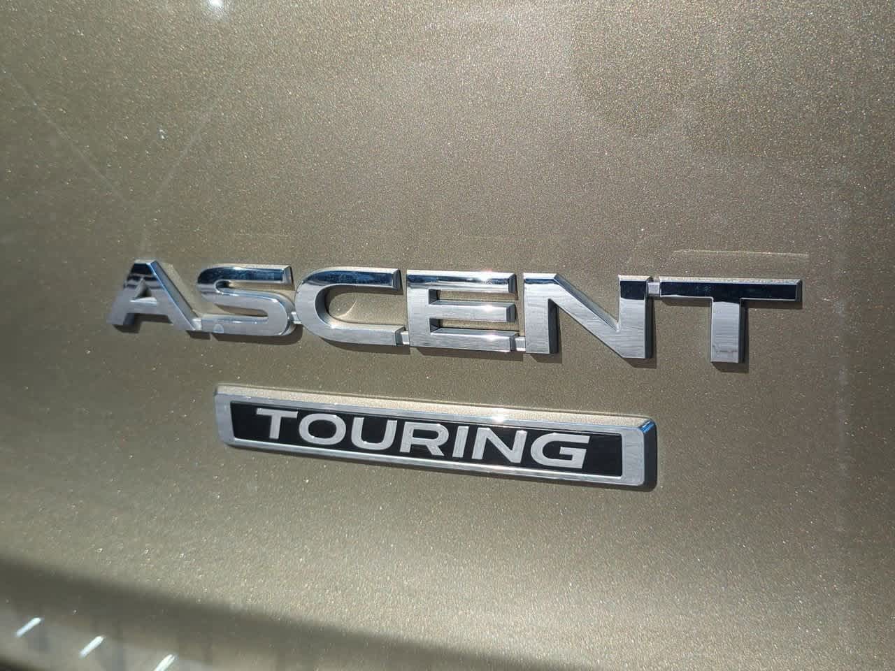 Subaru Ascent Touring 2022