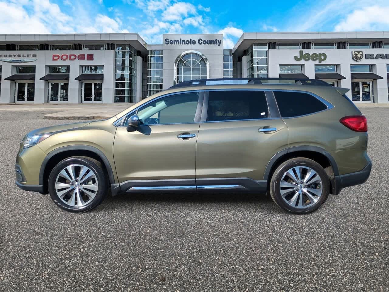 Subaru Ascent Touring 2022