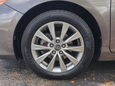 Toyota Camry XLE 2017