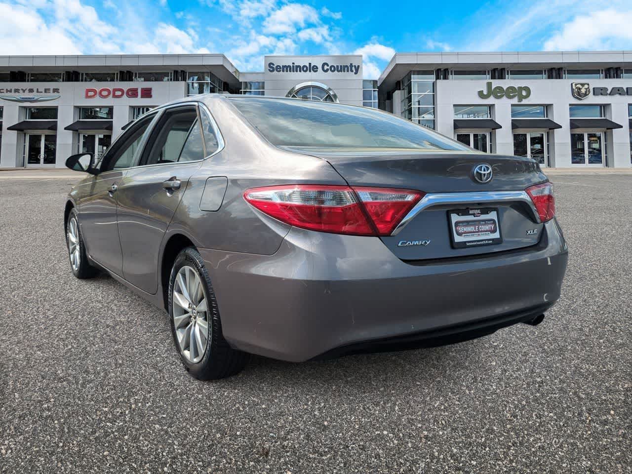 Toyota Camry XLE 2017