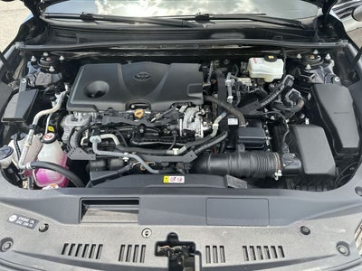 Toyota Avalon Limited Hybrid 2021
