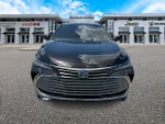 Toyota Avalon Limited Hybrid 2021