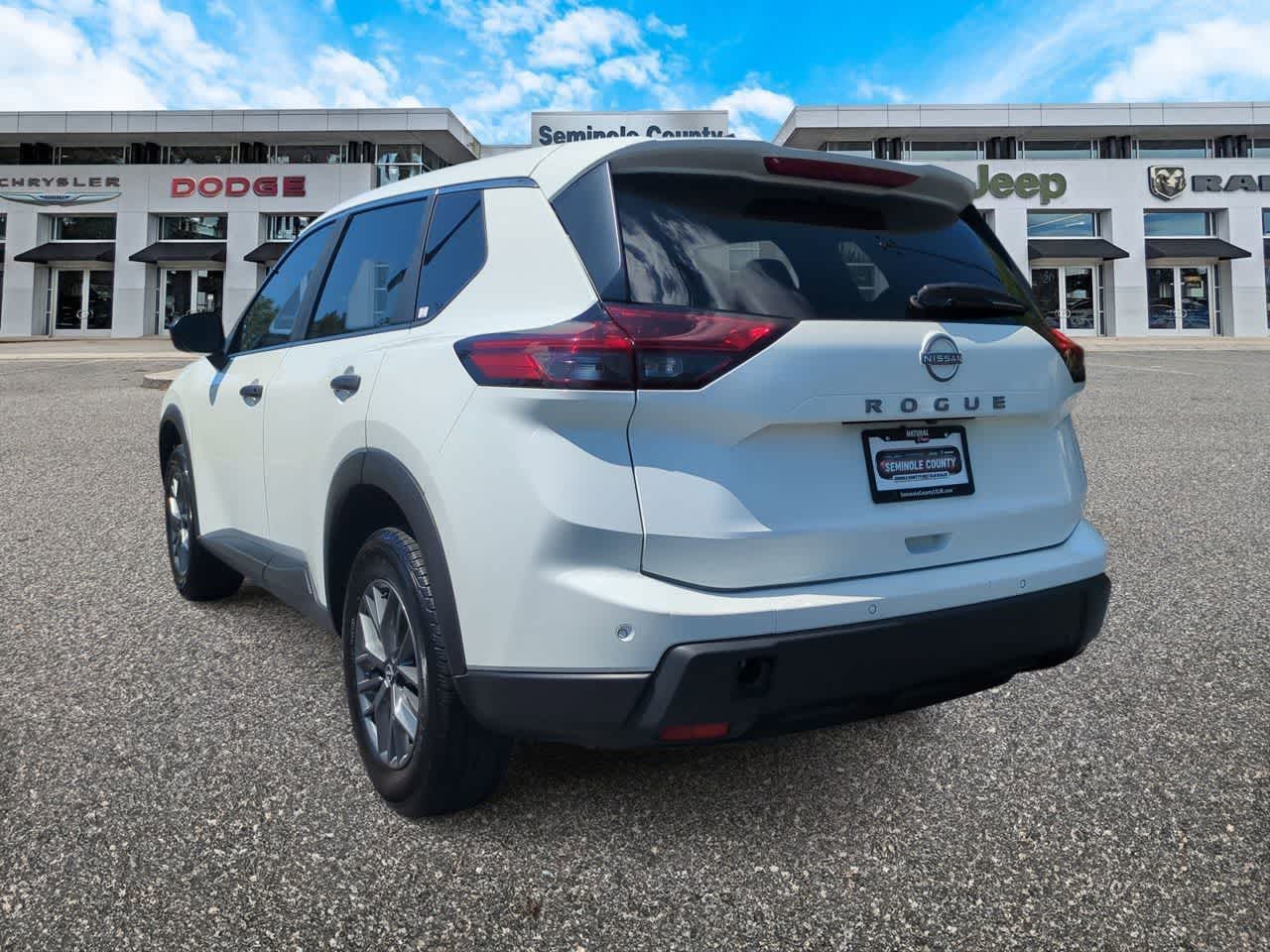Nissan Rogue S FWD 2024