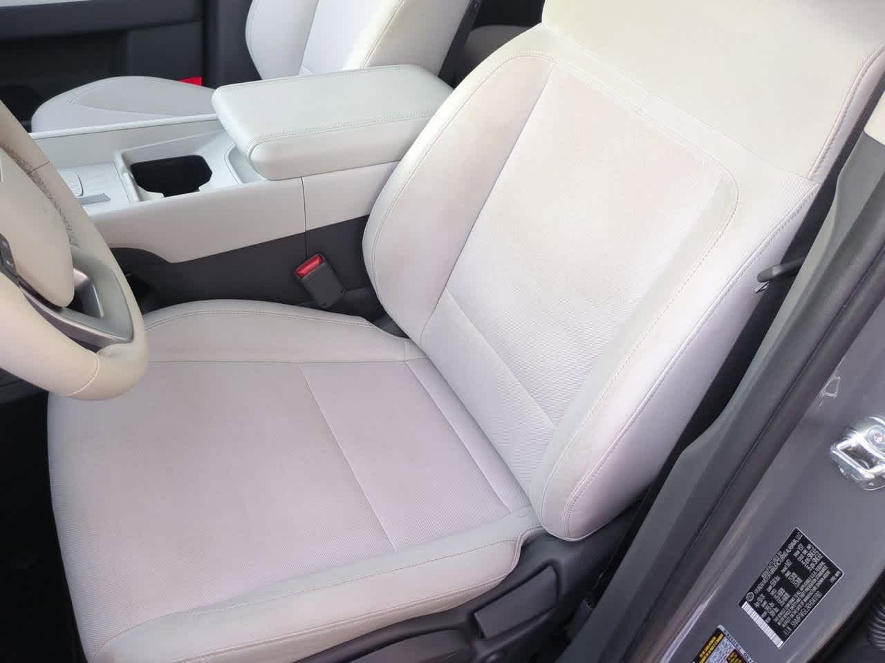 Hyundai Santa Fe SE 2024