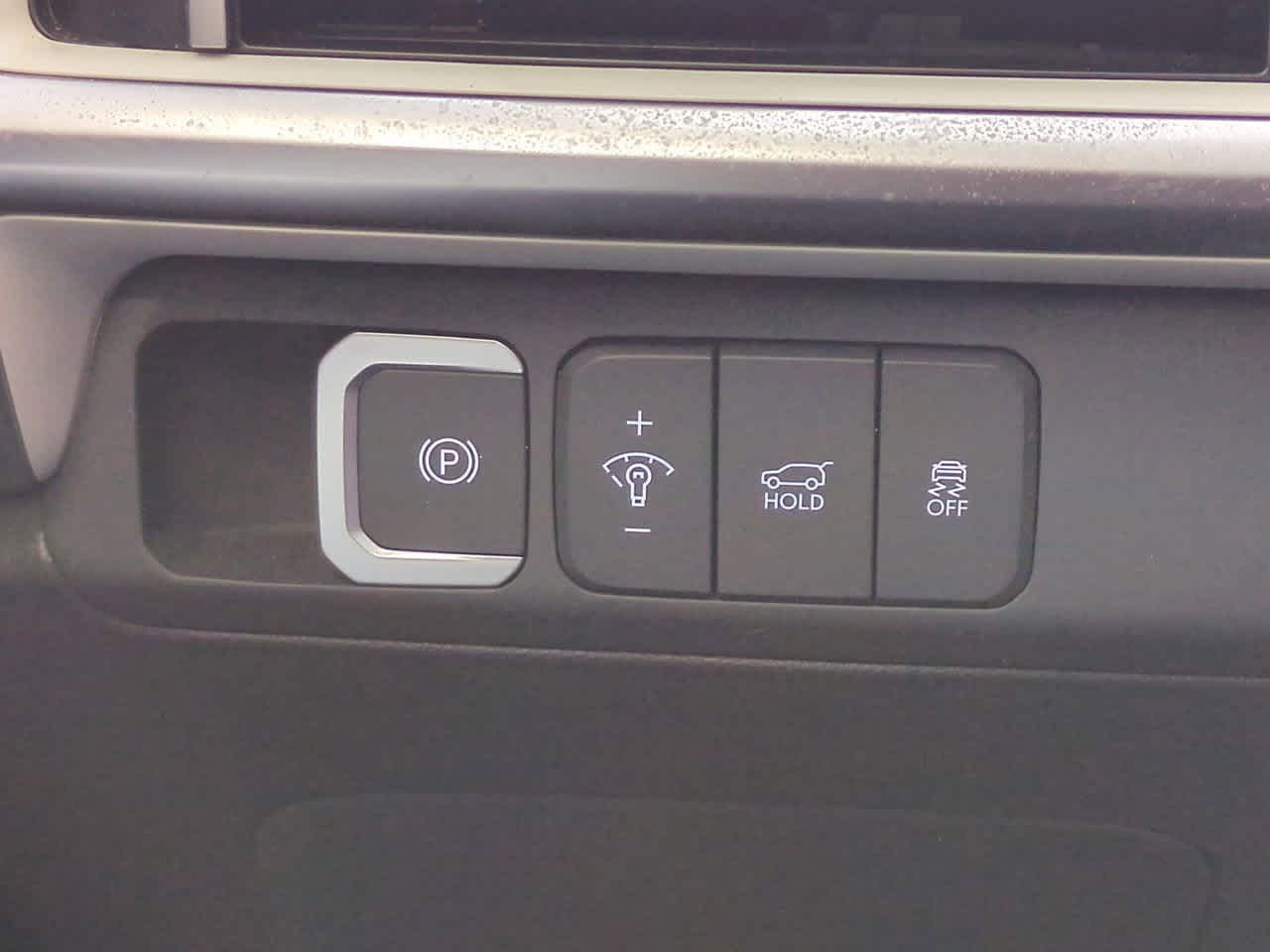 Hyundai Santa Fe SE 2024