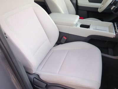 Hyundai Santa Fe SE 2024