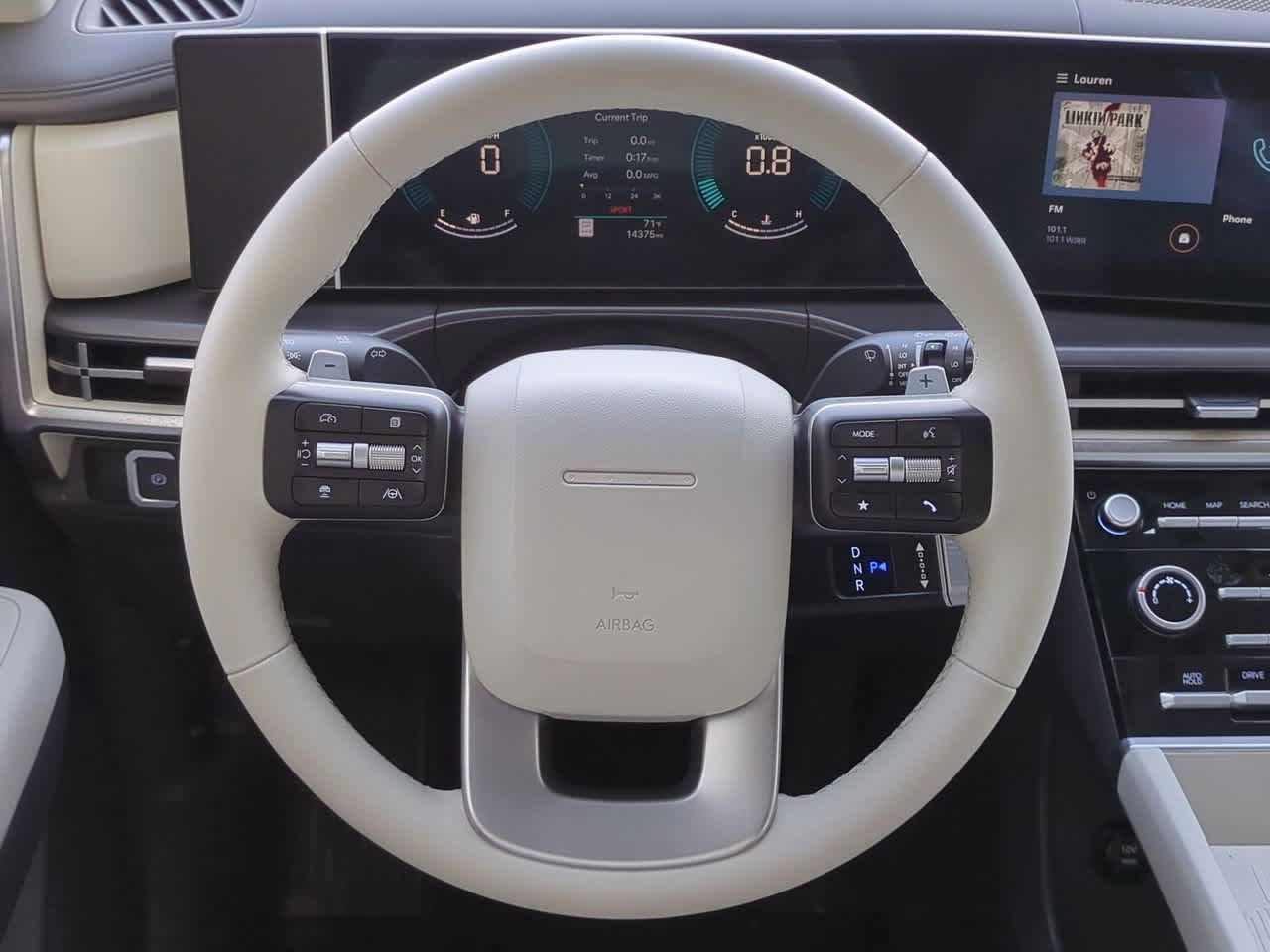 Hyundai Santa Fe SE 2024