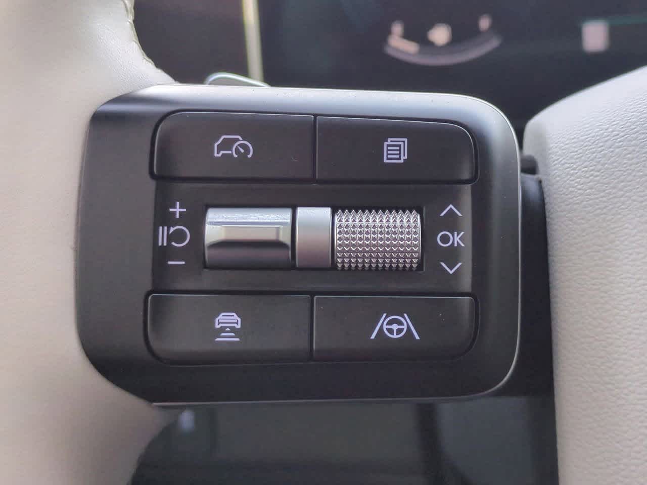 Hyundai Santa Fe SE 2024