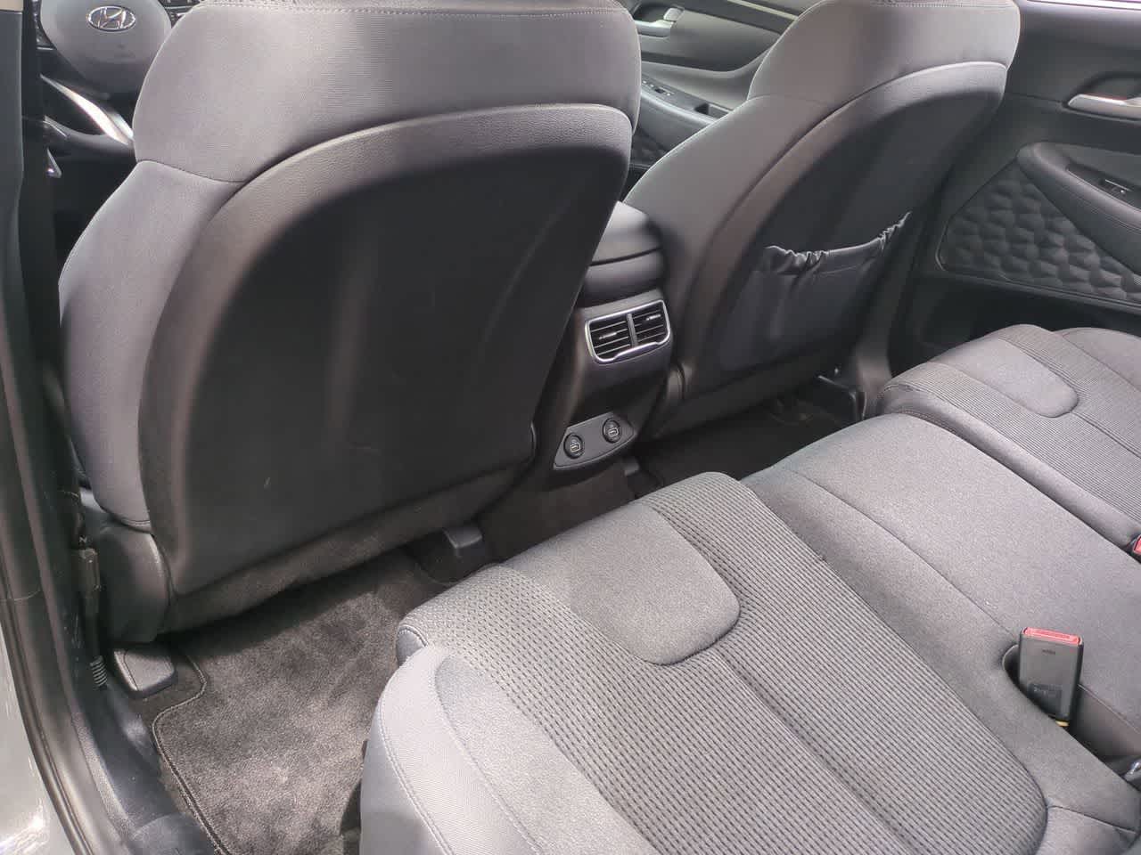 Hyundai Santa Fe SEL 2021