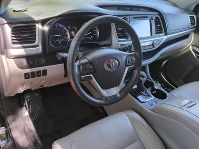 Toyota Highlander Limited 2019