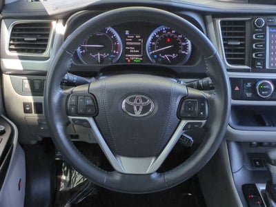 Toyota Highlander Limited 2019