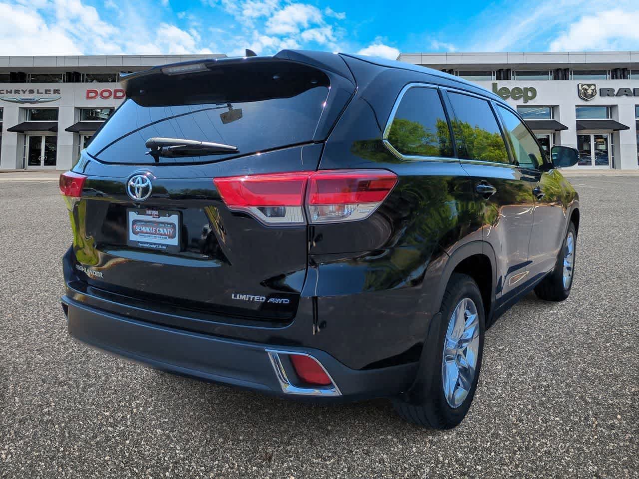 Toyota Highlander Limited 2019