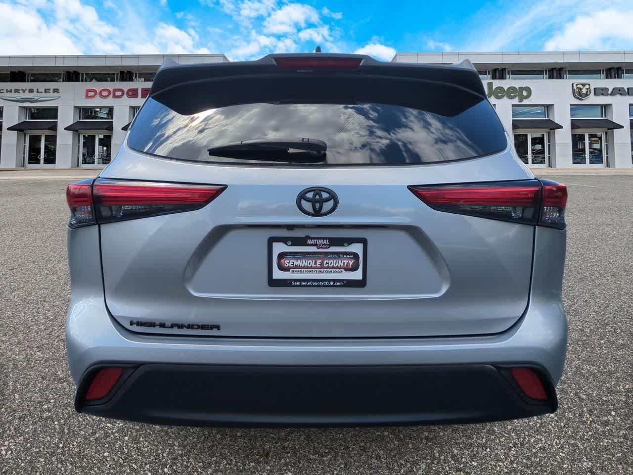Toyota Highlander L 2023