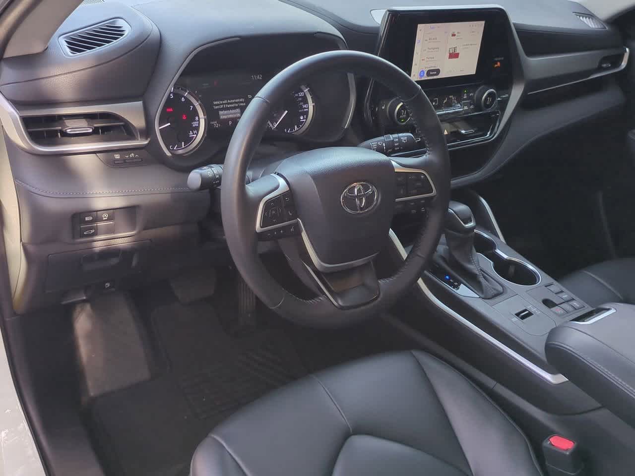 Toyota Highlander XLE 2024