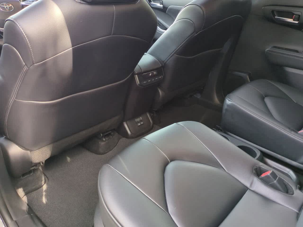 Toyota Highlander XLE 2024