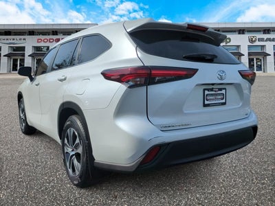 Toyota Highlander XLE 2024