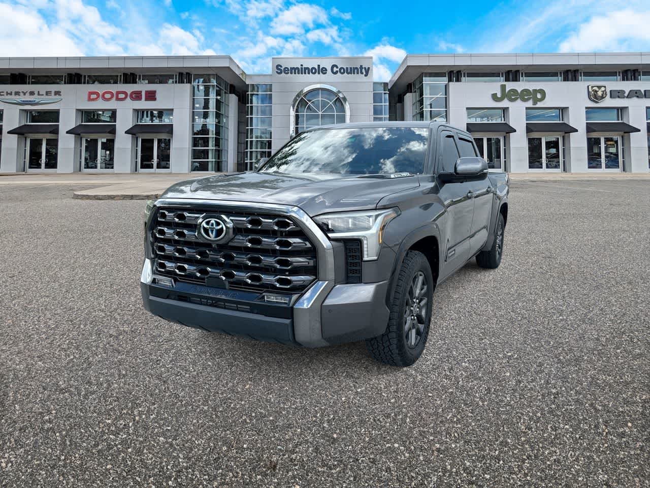 Toyota Tundra Hybrid Platinum 2022