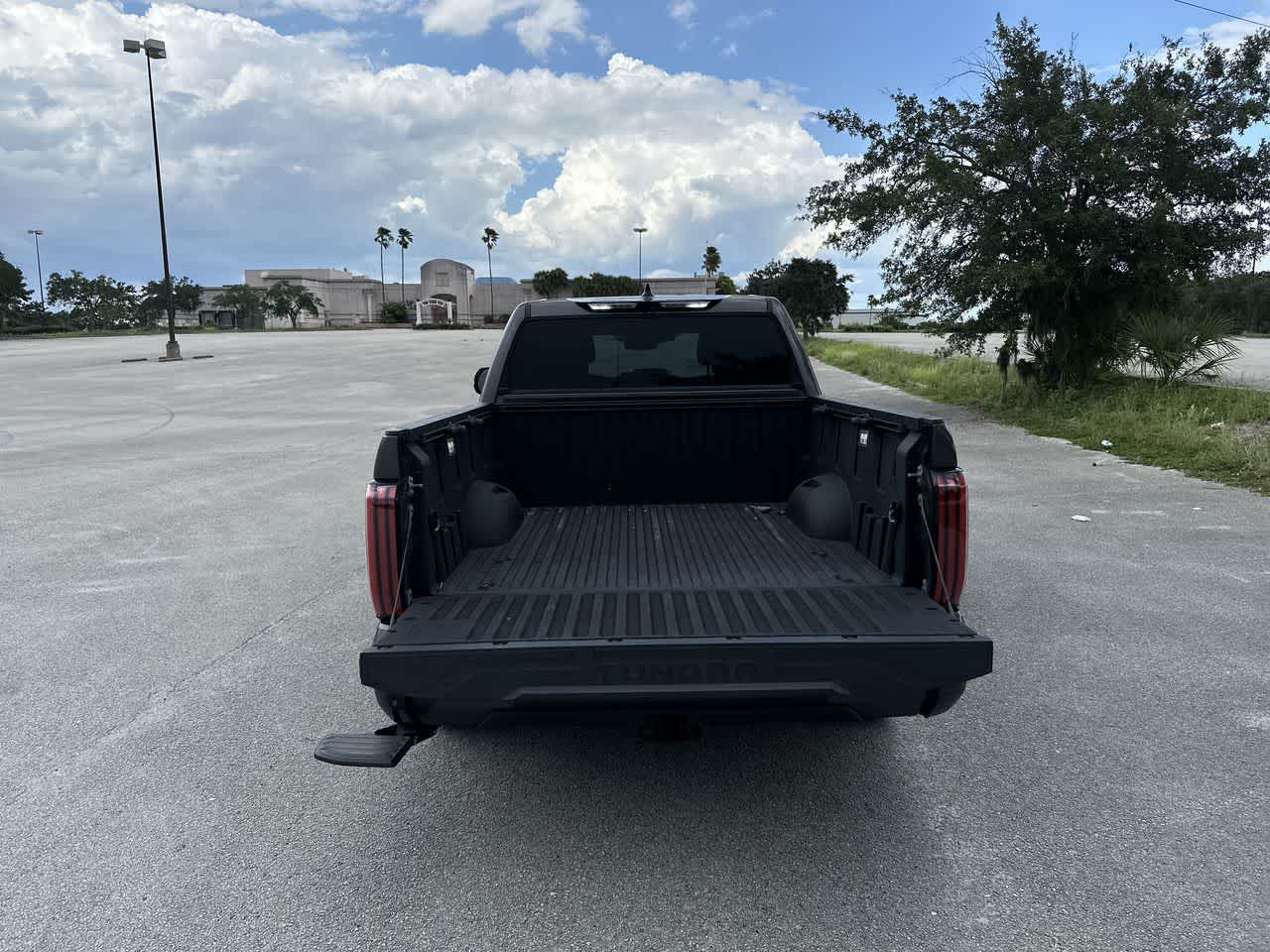 Toyota Tundra Hybrid Platinum 2022