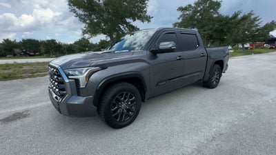 Toyota Tundra Hybrid Platinum 2022
