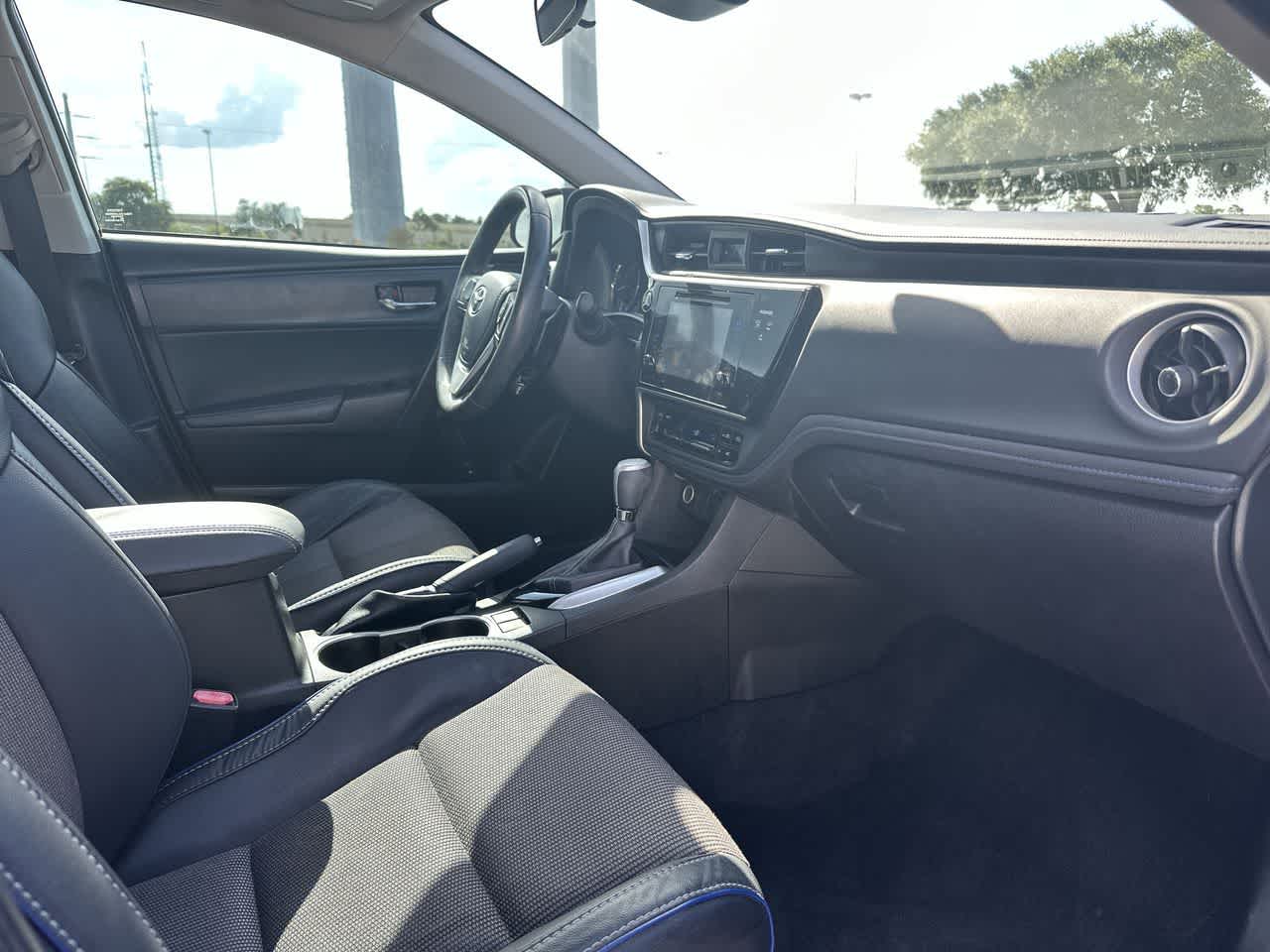 Toyota Corolla SE 2017