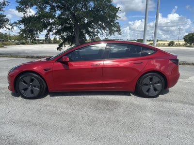 Tesla Model 3 de 2022 con tracción trasera