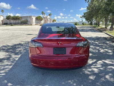 Tesla Model 3 de 2022 con tracción trasera