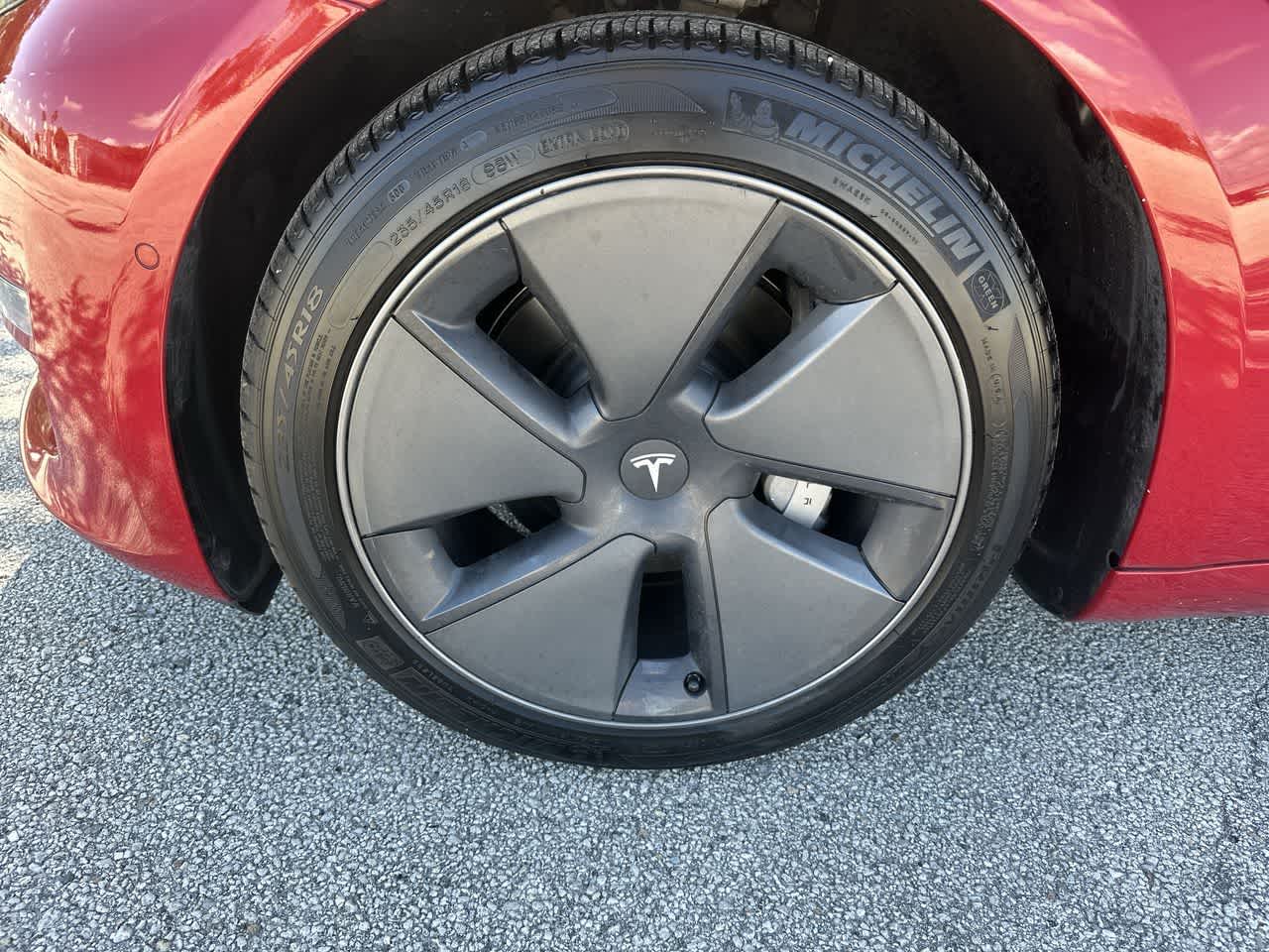 Tesla Model 3 de 2022 con tracción trasera