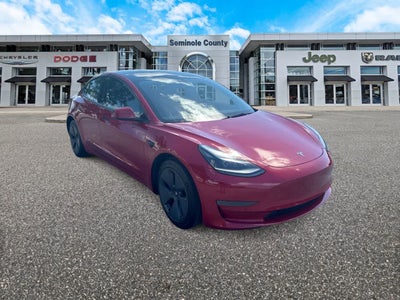 Tesla Model 3 de 2022 con tracción trasera