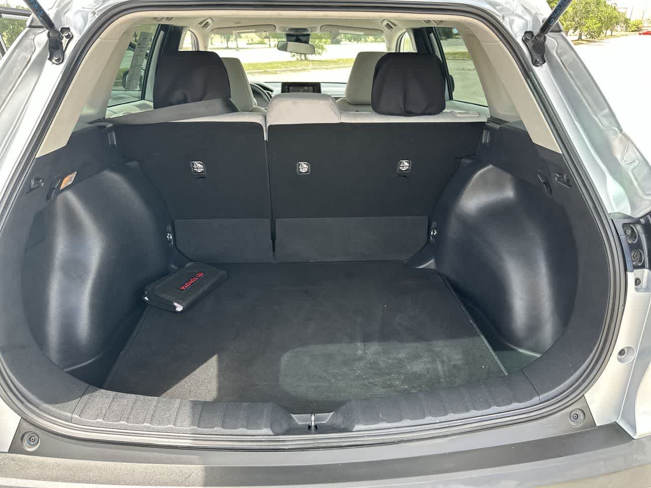 Toyota Corolla Cross L 2022