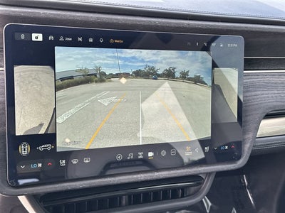 Rivian R1S Adventure 2024