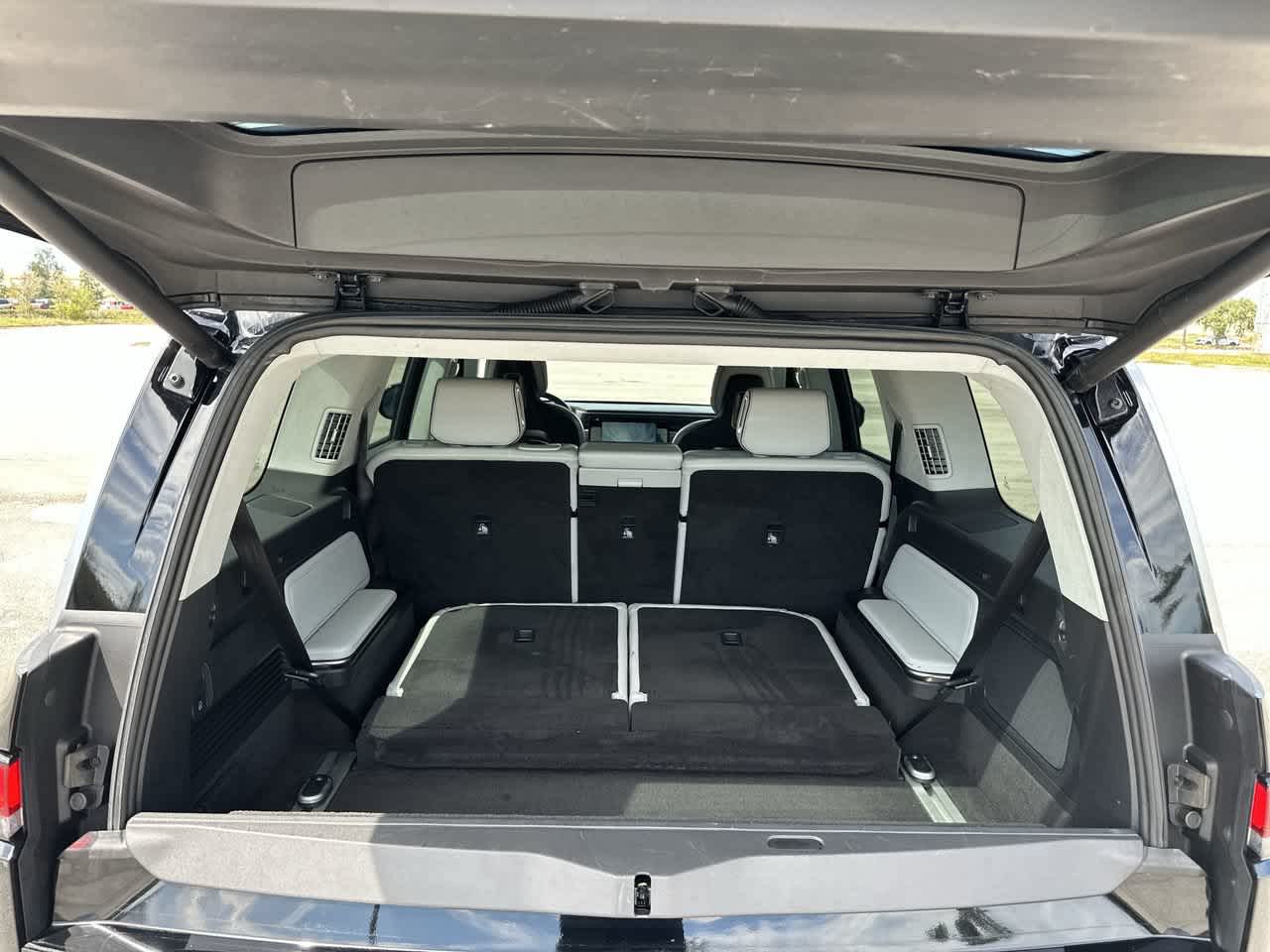 Rivian R1S Adventure 2024