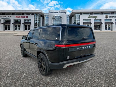 Rivian R1S Adventure 2024