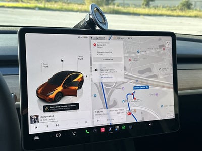 Tesla Model Y 2025, versión de largo alcance, doble motor y tracción trasera